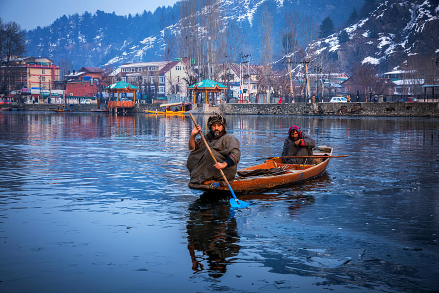 Kashmir Group Tour Package Image